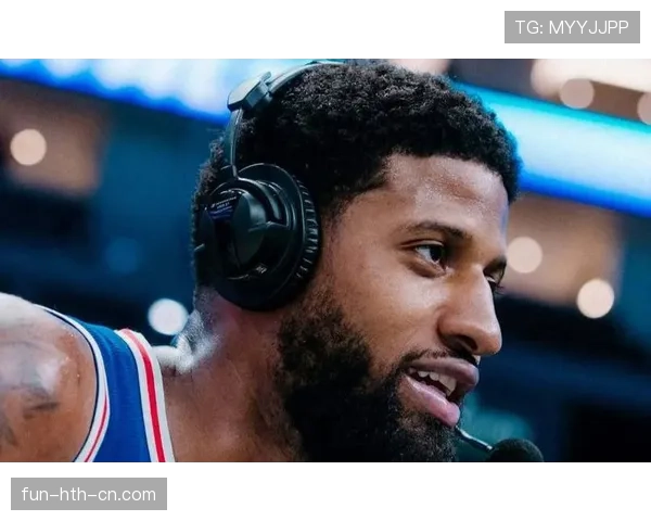 保罗·乔治的厨房里连盐都不放，说是影响肌肉线条